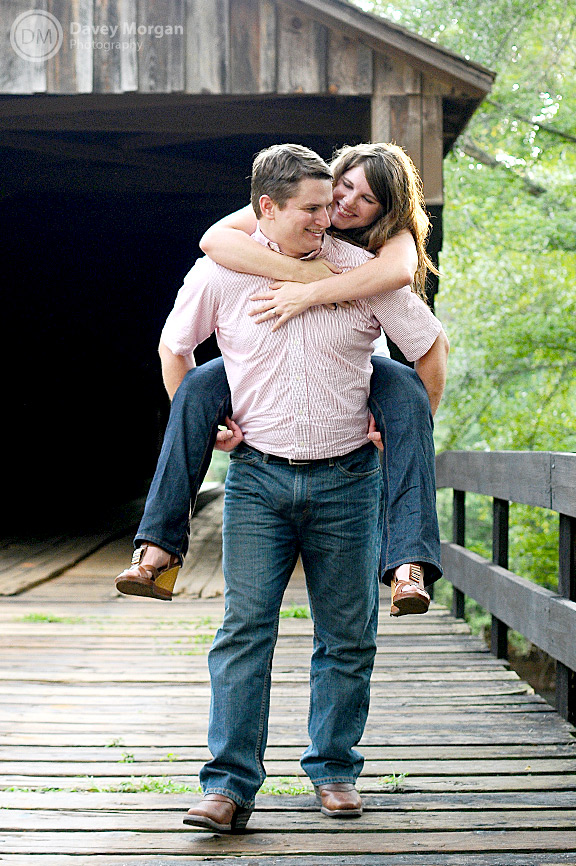 picture of a Couple on a covered bridge | Davey Morgan Photography