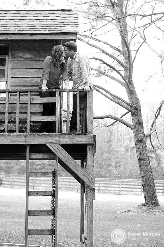 picture of a Couple in a tree house | Davey Morgan Photography